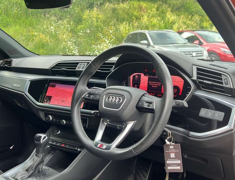 Audi Q3 1.5 Q3 S Line 35 TFSI MHEV Semi-Auto 5dr 18