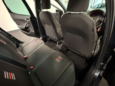 SEAT Arona 1.0 Arona FR EcoTSI Semi-Auto 5dr 33
