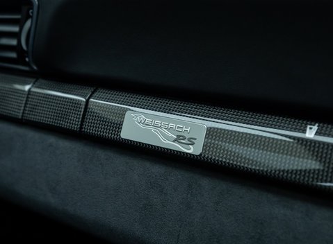 Porsche 911 GT2 RS (991) 23