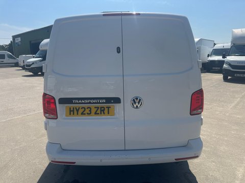 Volkswagen Transporter T30 TDI P/V HIGHLINE 6
