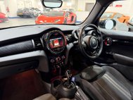 Mini Hatch 2.0 Cooper S Sport Hatchback 5dr Petrol Steptronic Euro 6 (s/s) (192 ps) 2