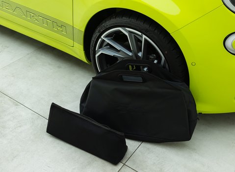 Abarth 500e Scorpionissima Cabrio 46