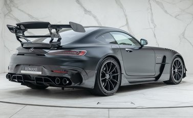 Mercedes-Benz Amg GT BLACK SERIES 6
