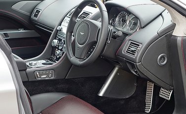 Aston Martin Rapide S 14