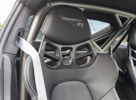 Porsche 911 (991.2) GT3 RS Weissach 13