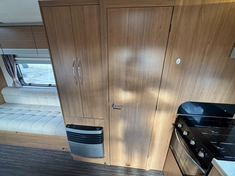 Auto-Trail Tribute 10