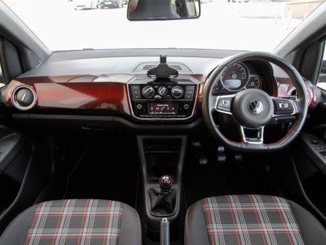 Volkswagen Up GTI