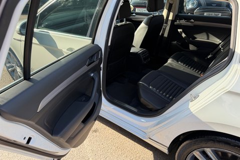 Volkswagen Passat GT TDI BMT 4MOTION DSG - RARE 4X4 -LEATHER -ULEZ COMPLIANT  22
