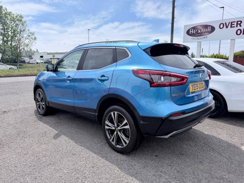 Nissan Qashqai 1.5 DCI N-CONNECTA 7