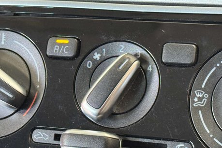 Volkswagen Up 1.0 High up! Hatchback 5dr Petrol ASG Euro 6 (75 ps) 51