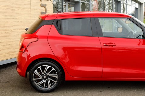 Suzuki Swift SZ-L DUALJET MHEV 7