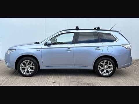 Mitsubishi Outlander 2.0 Outlander GX 4h PHEV Auto 4WD 5dr 62