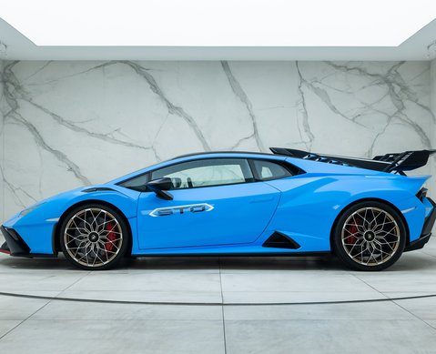 Lamborghini Huracan STO 