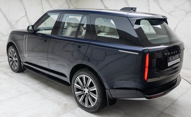 Land Rover Range Rover P550e AUTOBIOGRAPHY 12