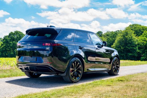 Land Rover Range Rover Sport D300 Dynamic SE 5