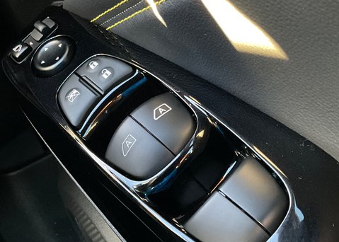 Nissan Juke DIG-T N-SPORT 25