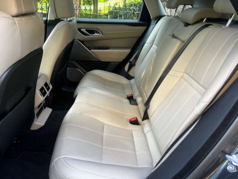 Land Rover Range Rover Velar 2.0 P250 HSE Auto 4WD Euro 6 (s/s) 5dr 36