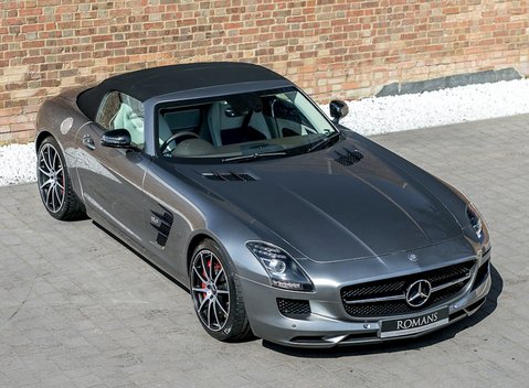 Mercedes-Benz SLS GT Roadster 10