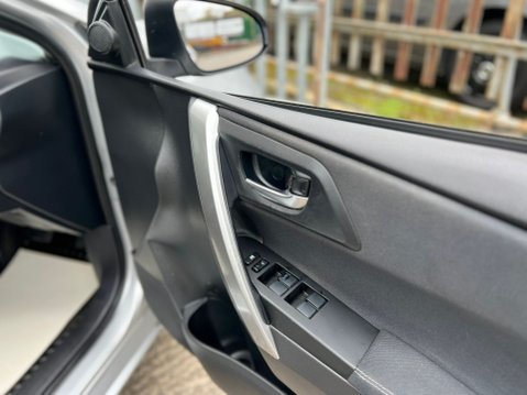 Toyota Auris ICON VVT-I 39