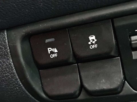 Kia Rio 1.4 3 3dr 86