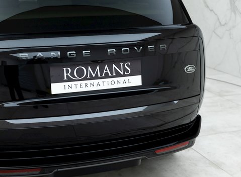 Land Rover Range Rover P510e First Edition 24