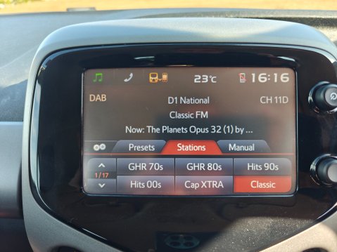 Toyota Aygo VVT-I X-PLAY X-SHIFT 24