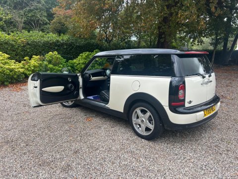 Mini Clubman 1.6 Cooper Estate 5dr Petrol Steptronic Euro 4 (120 ps) 7
