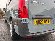 Mercedes-Benz Sprinter 315 Cdi Premium 9g-Tronic Mwb Lr Panel Van 23