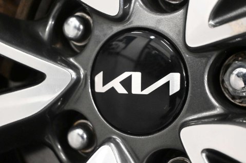 Kia Niro 1.6 Niro 3 HEV Semi-Auto 5dr 21