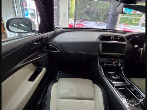 Jaguar XE 2.0i GPF R-Sport Auto Euro 6 (s/s) 4dr 52