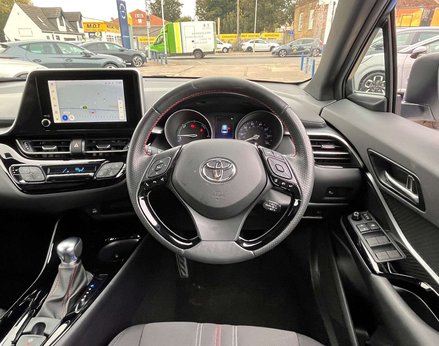 Toyota C-HR 1.8 C-HR GR Sport HEV CVT 5dr 19