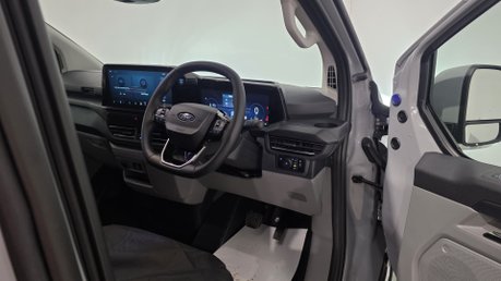 Ford Transit Custom 320L1 H1 PHEV LIMITED VAN ECOBLUE HYBRID 130PS 28