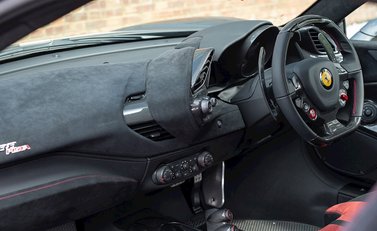 Ferrari 488 Pista 17