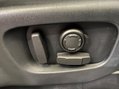 Land Rover Discovery 3.0 TD V6 HSE Auto 4WD Euro 6 (s/s) 5dr 37