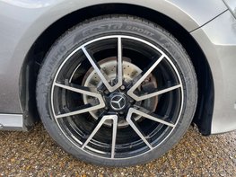 Mercedes-Benz A Class 1.8 A200 BlueEfficiency AMG Sport CDi Auto 5dr 17