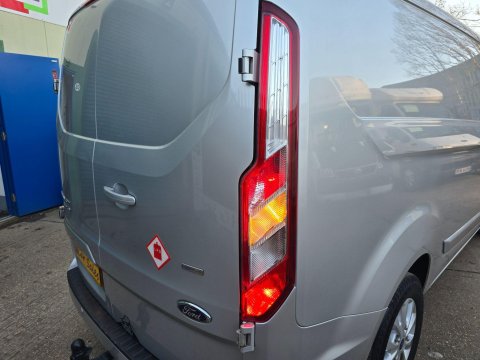 Ford Transit Custom 2.0 300 EcoBlue Limited L1 H1 Euro 6 5dr 38