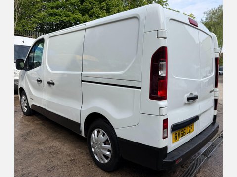 Renault Trafic 1.6 dCi 27 Business+ Panel Van 5dr Diesel Manual SWB Standard Roof Euro 6 ( 12