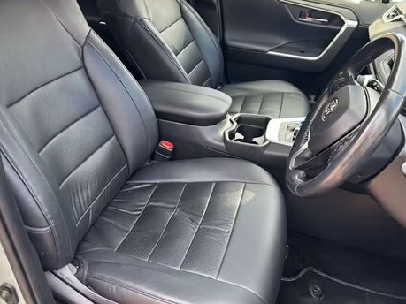 Toyota Rav4 2.5 VVT-h Design SUV 5dr Petrol Hybrid CVT Euro 6 (s/s) (218 ps) 5