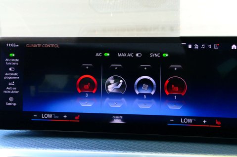 BMW 3 Series 2.0 320i M Sport Auto 4dr 39