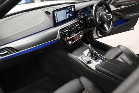 BMW 5 Series 2.0 520d xDrive M Sport MHEV Auto 4WD 5dr 54