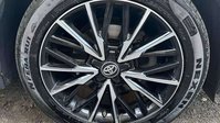 Toyota C-HR 1.8 VVT-h Excel SUV 5dr Petrol Hybrid CVT Euro 6 (s/s) (122 ps) 9