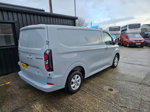 Ford Transit Custom 320 LIMITED L1H1 P/V ECOBLUE 6