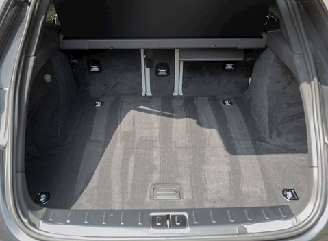 Porsche Panamera Turbo Sport Turismo 27