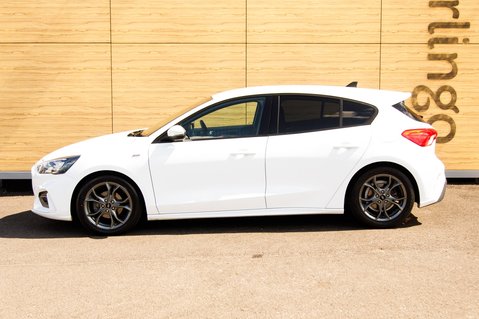 Ford Focus ST-LINE 14