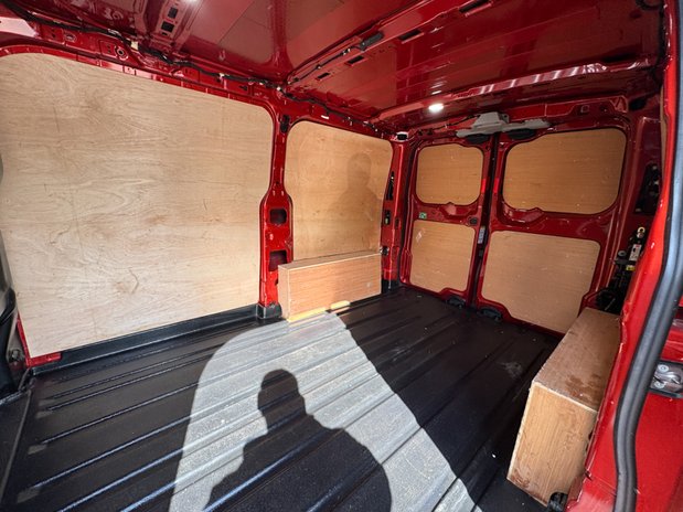 Ford Transit Custom SWB L1H1 Low Roof Limited 300 Air Con Alloys Sensors EURO 6 11