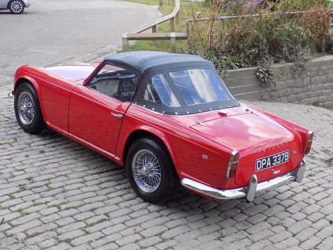 Triumph TR4 Sports 16