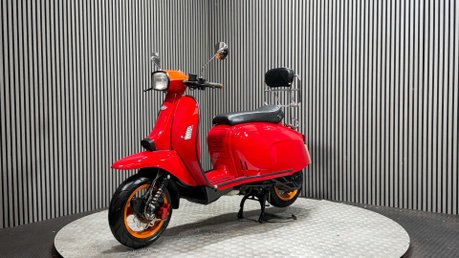 Royal Alloy GT LC 2018 ONLY 2K MODERN RETRO SCOOTER 200CC 6