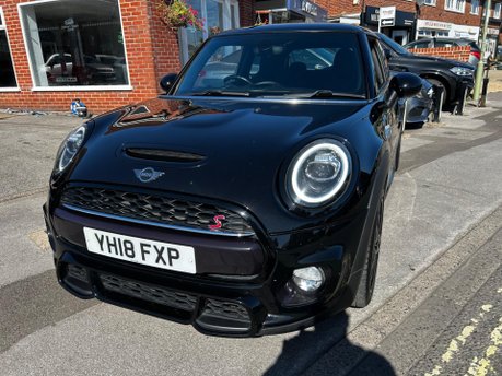 Mini Hatch 2.0 Cooper S Steptronic Euro 6 (s/s) 3dr 2