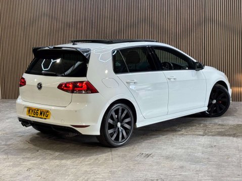 Volkswagen Golf 2.0 Golf R-Line Edition TDI BlueMotion Technology 5dr 22