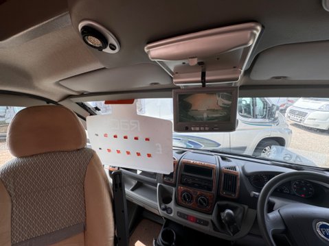 Swift Kontiki 665p 28